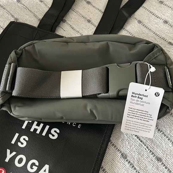 NWT Lululemon Wunderlust Belt Bag - Picture 5 of 5